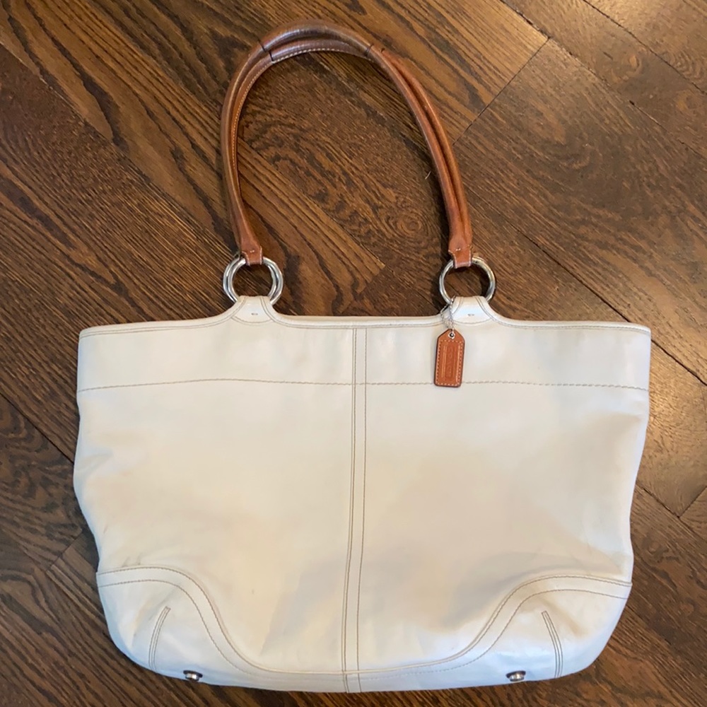 Coach tote bag in white